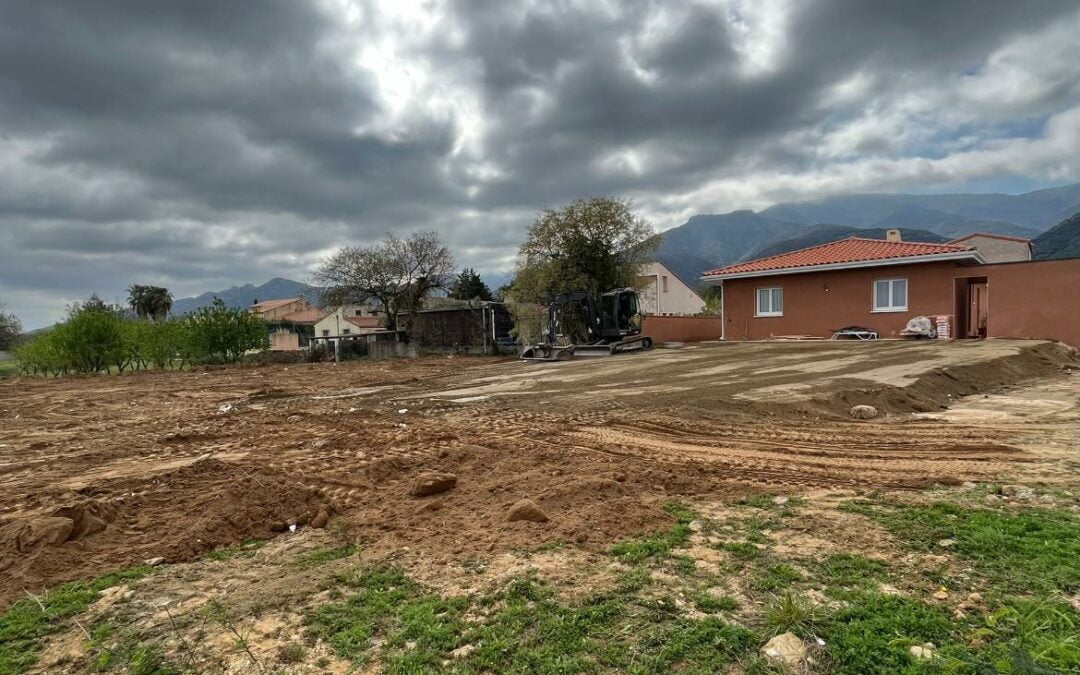Nivellement de terrain à Perpignan – Adrien SPOR