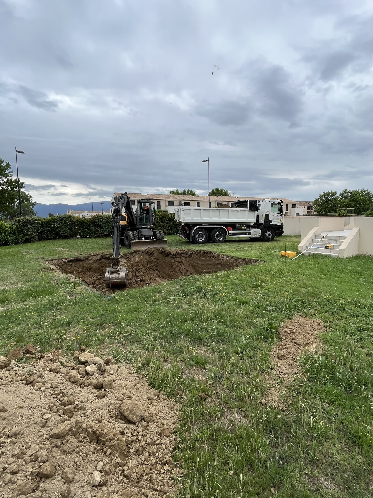 Début de terrassement d'une piscine à Argeles-sur-Mer