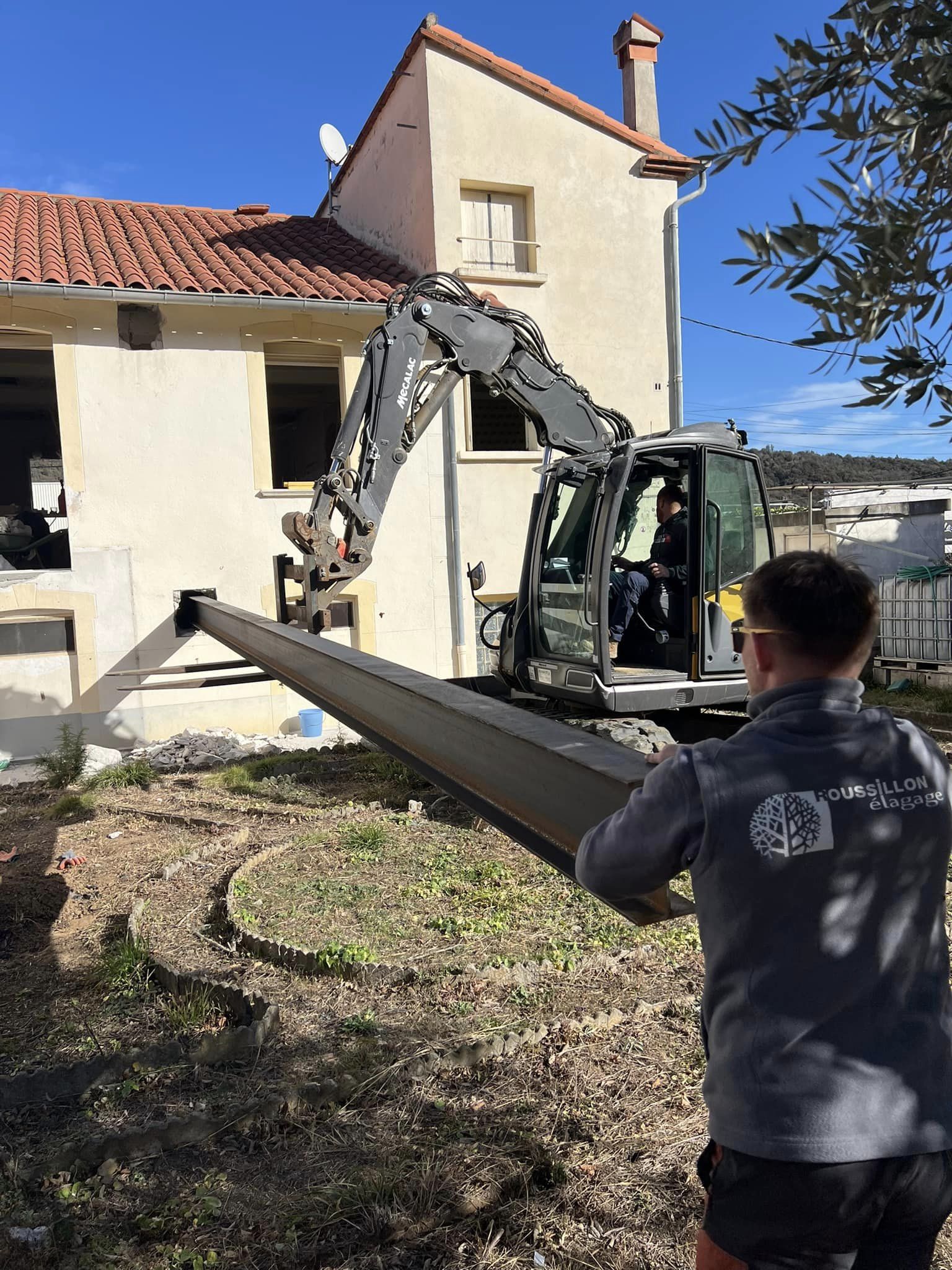 Pose IPE de 10m de long dans les Pyrénées-Orientales (66)