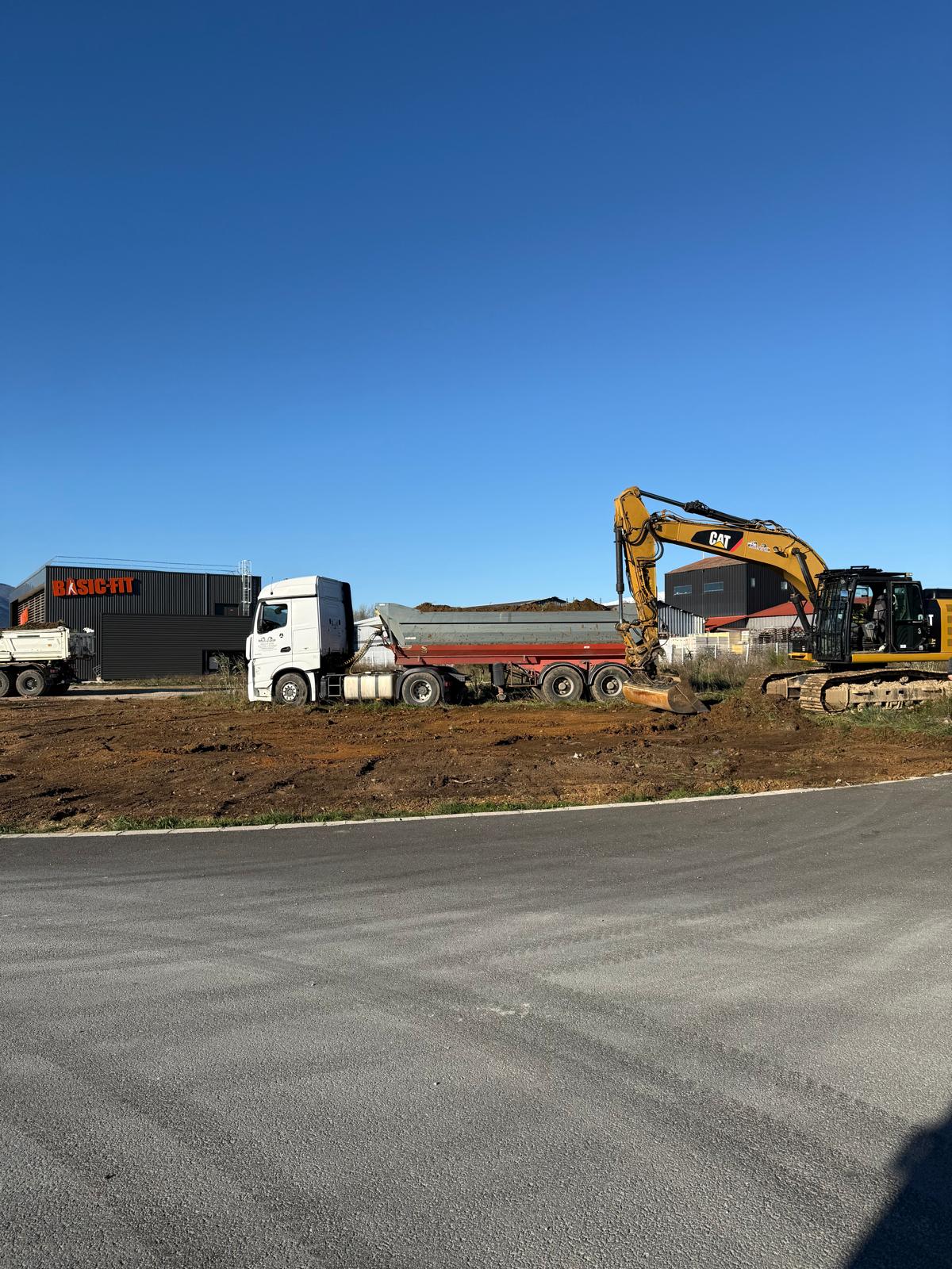Création plate forme pour hangar industriel au Boulou