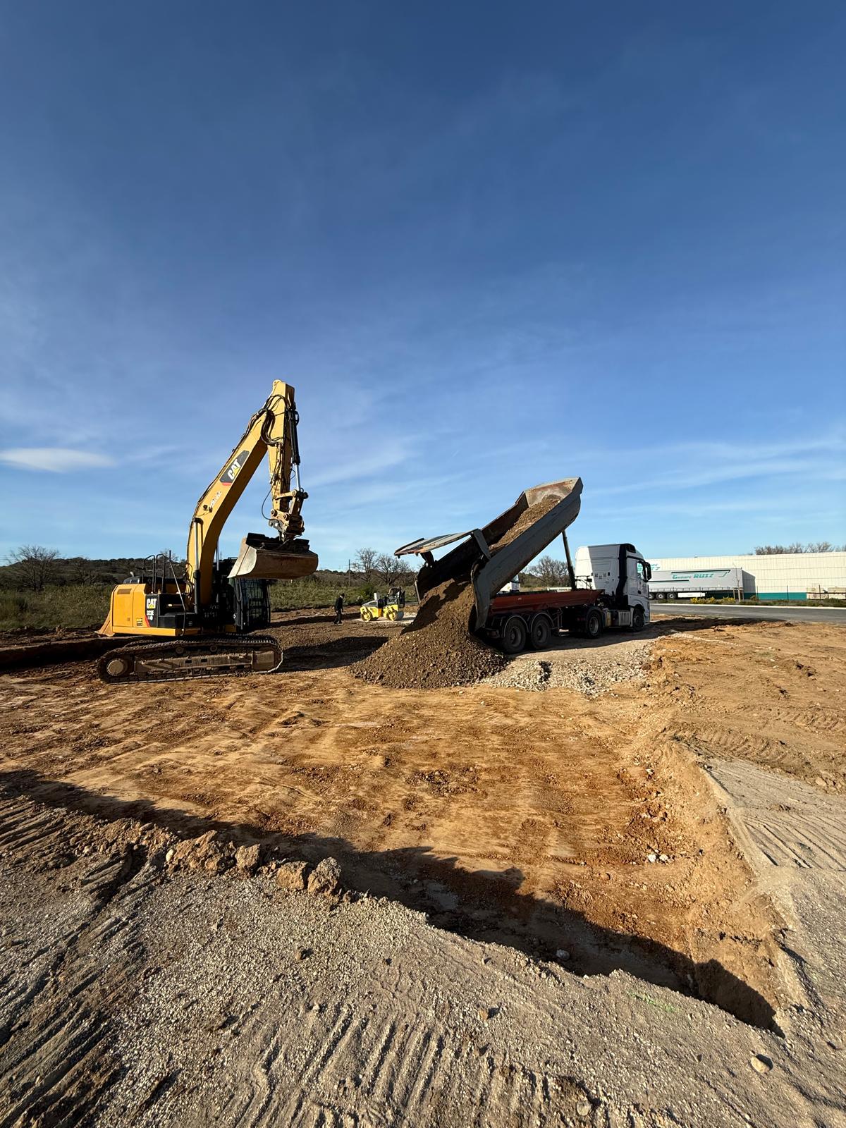 Création plate forme pour hangar industriel au Boulou
