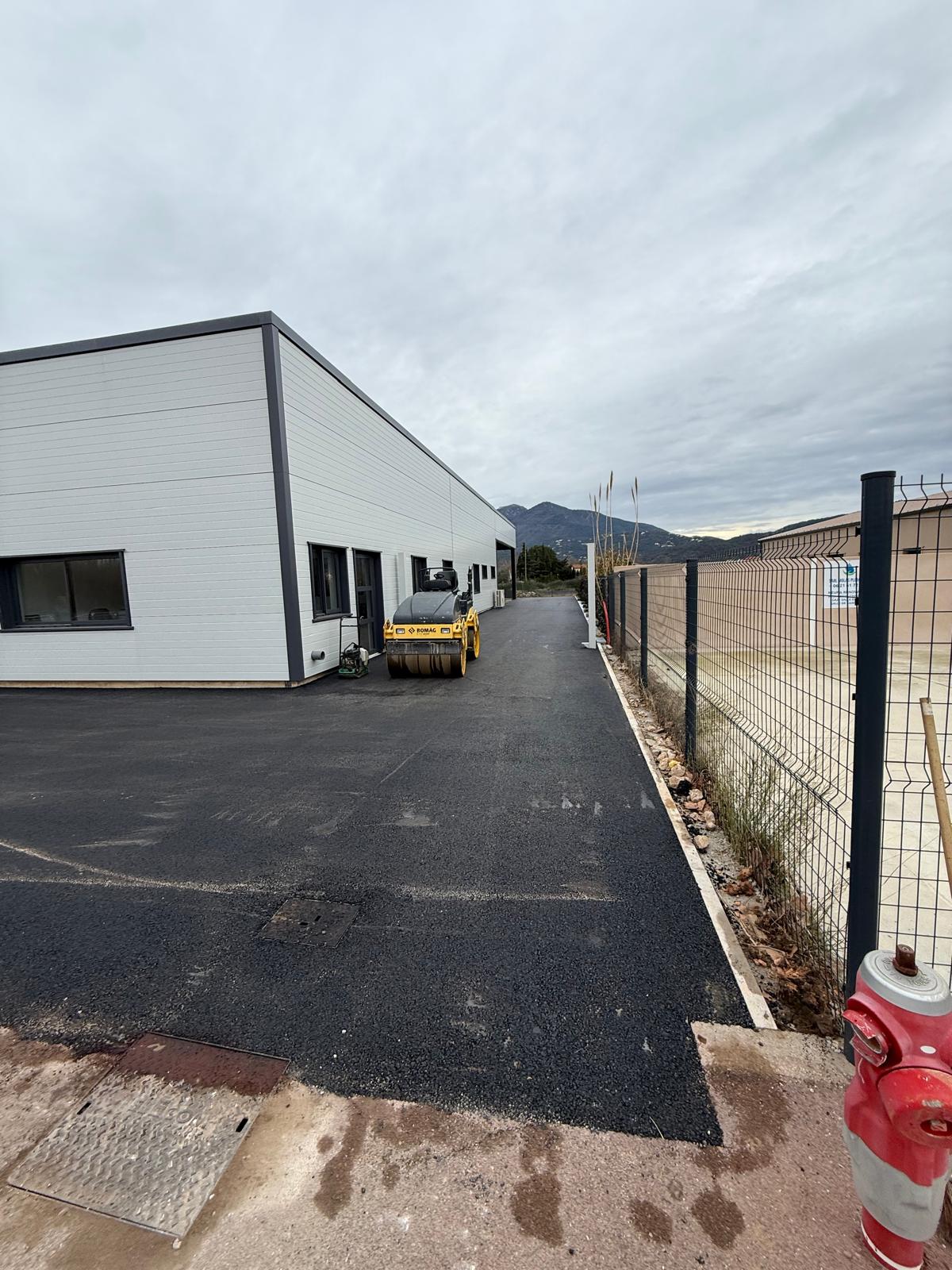 Goudronnage bâtiment industriel à Le Boulou