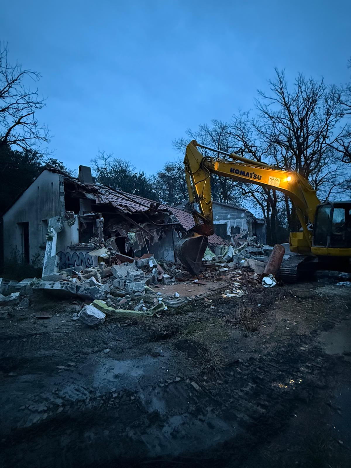 Démolition d’une maison sur Laroque des Alberes